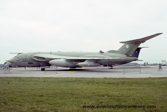 RAF 55 Squadron Handley Page Victor K.2 XH672 (1992)