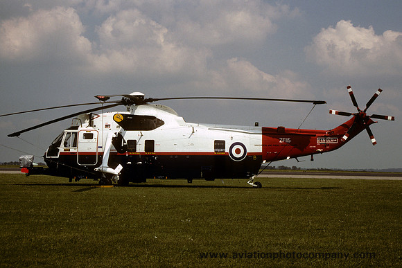 A&AEE Westland Sea King HC.4 ZF115 at IAT Boscombe Down (1992)