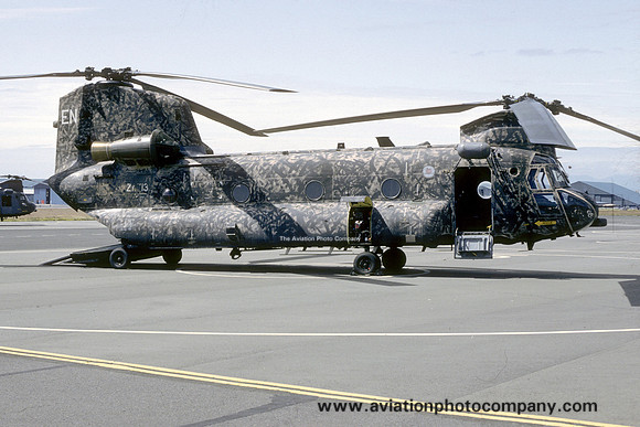 RAF 7 Squadron Vertol Chinook HC.1 ZA713/EN (1992)