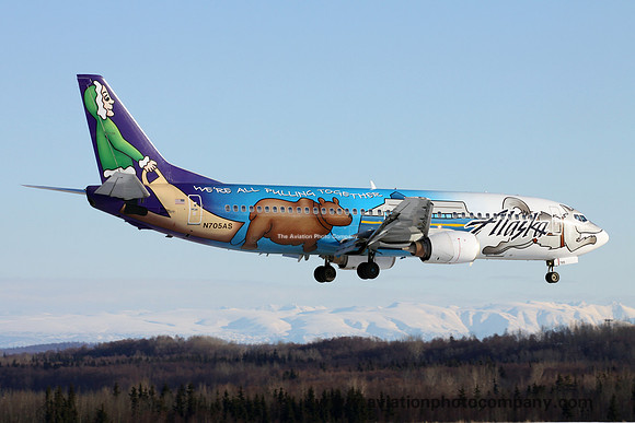 Alaska Airlines Boeing 737-400 N705AS at Anchorage IAP (2016)