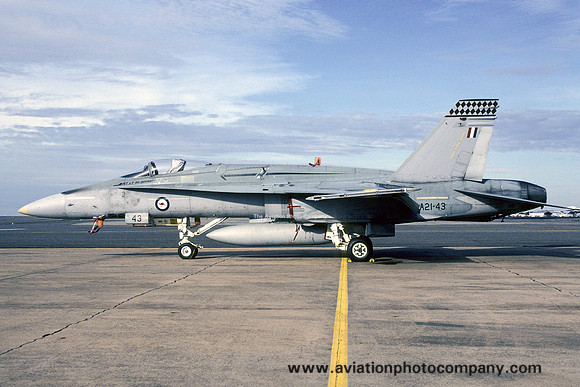 RAAF 75 Squadron McDonnell Douglas F/A-18A A21-43 (1990)