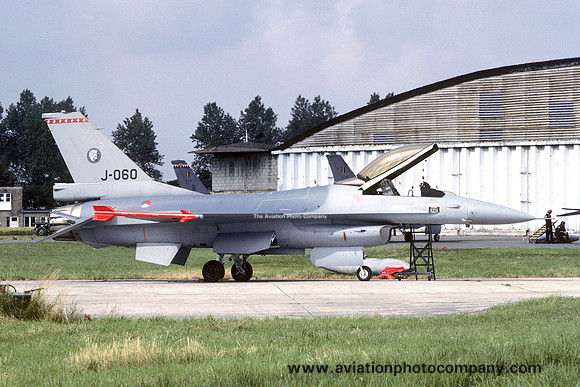 Dutch Air Force 315 Squadron GD F-16A Fighting Falcon J-060 (1986)