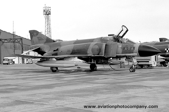RAF 2 Squadron McDonnell F-4M Phantom FGR.2 XV486/I (1972)