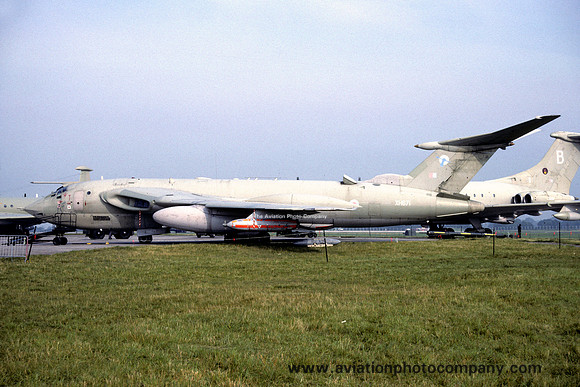 RAF 55 Squadron Handley Page Victor K.2 XH671 (1991)