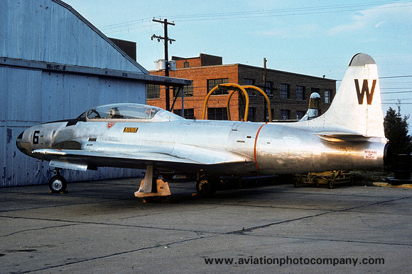 US Navy Lockheed T-33B 136828/W6 (1973)