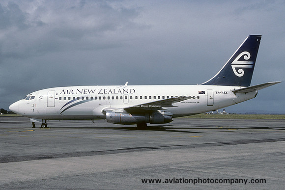 Air New Zealand Boeing 737-200 ZK-NAX (1999)