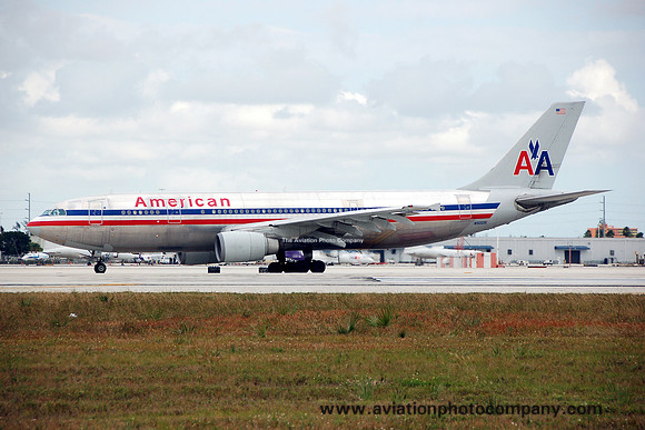 American Airlines Airbus A300B4 N50051 at Miami IAP (2008)