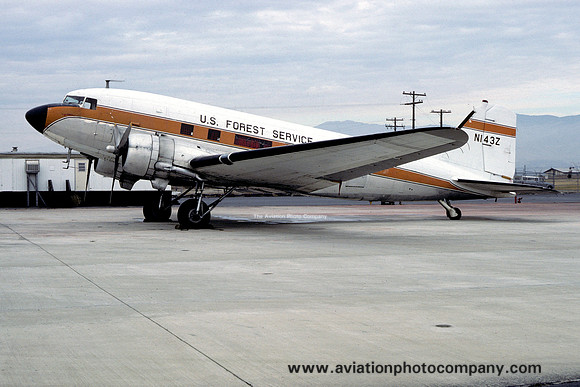 US Forest Service Douglas C-47 Dakota N143Z (1981)