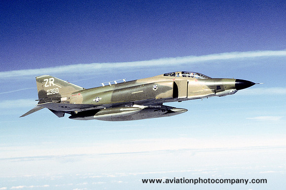 USAF 26 TRW McDonnell RF-4C Phantom 69-0350/ZR Air to Air (1979)