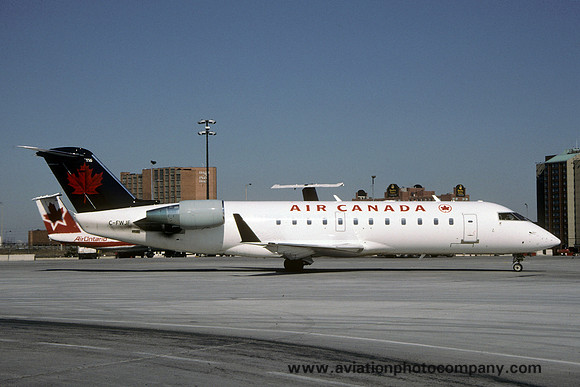 Air Canada Canadair CRJ-100 C-FWJF (1997)