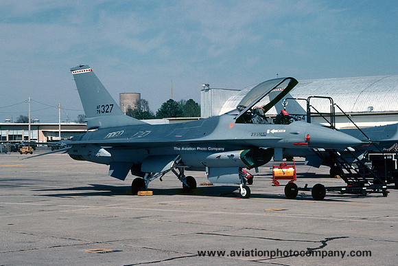USAF ADTC General Dynamics F-16A 79-0327 (1981)
