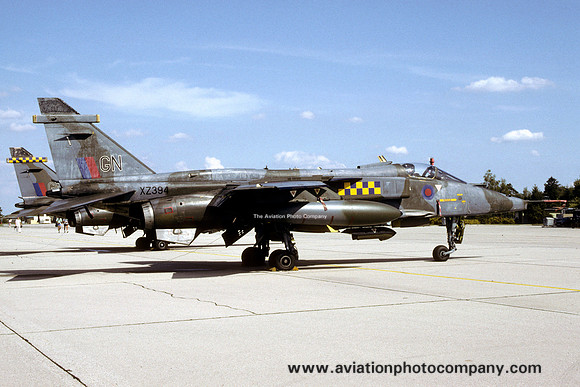 RAF 54 Squadron Sepecat Jaguar GR.1 XZ394/GN (1992)