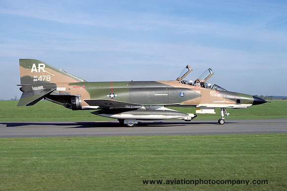 USAF 10 TRW 1 TRS McDonnell RF-4C Phantom 66-0478/AR (1977)
