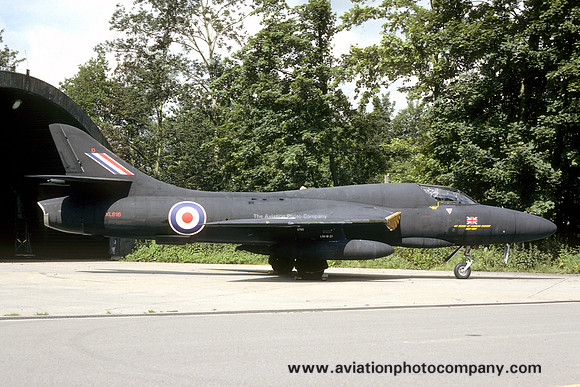 RAF Hawker Hunter T.7 XL616/D (1991)