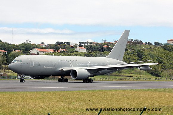 Italian Air Force 14 Stormo Boeing KC-767A MM62228/14-03 at Lajes (2013)