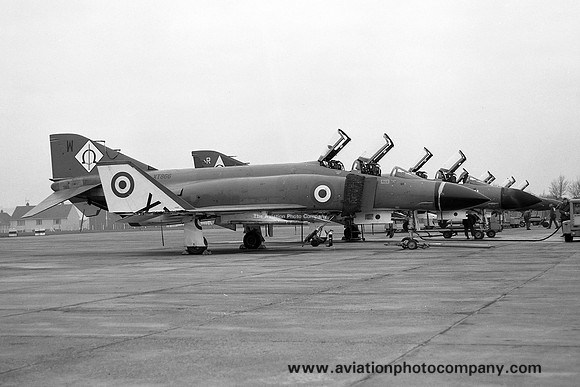 Royal Navy PTF McDonnell F-4K Phantom FG.1 XT866 (1973)