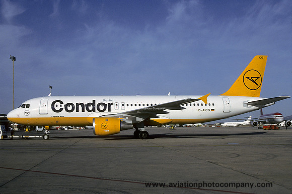 Condor Airbus A320-200 D-AICG (1999)