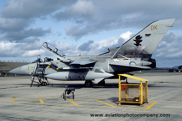 RAF 11 Squadron Panavia Tornado F.3 ZE942/DK (1992)