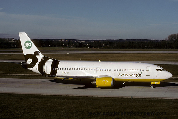 Go Boeing 737-300 G-IGOI (2000)