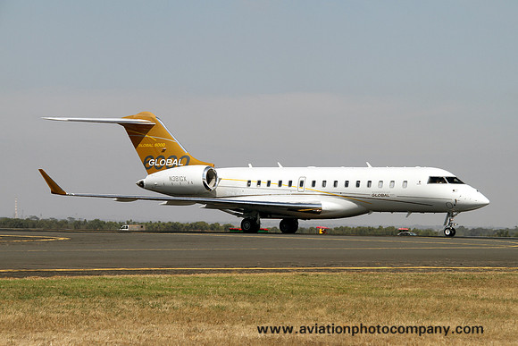 Bombardier BD-700 Global 6000 N381GX at Avalon Airshow (2013)