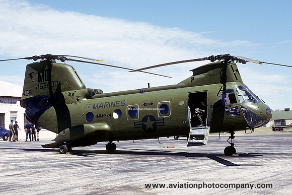 US Marines HMM-774 Vertol CH-46D Sea Knight 153400/MQ405 (1978)