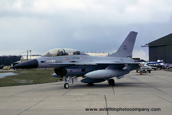 USAF AFFTC GD F-16B 75-0572 (1979)