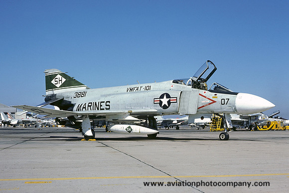 USMC VMFAT-101 McDonnell F-4J Phantom 153881/SH-07 (1975)