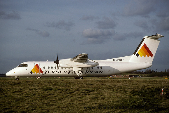Jersey European DHC-8-300 G-JEDA (1999)