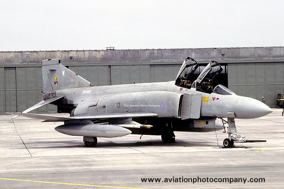 RAF 92 Squadron McDonnell F-4M Phantom FGR.2 XV460/W (1982)