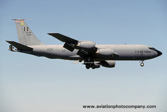 USAF 100 ARW 351 ARS Boeing KC-135R 59-1459 at RAF Mildenhall (2001)