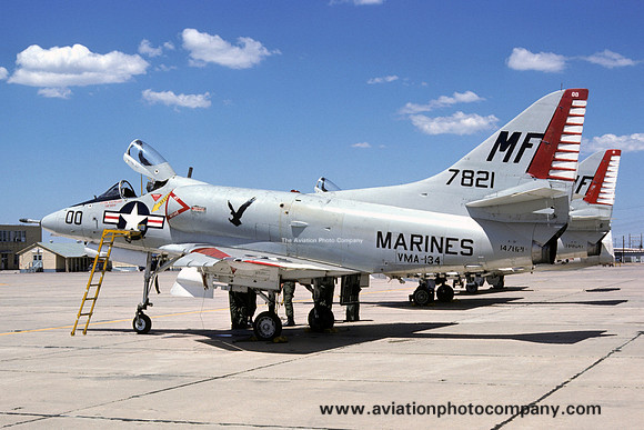 USMC VMA-134 Douglas A-4C 147821/MF-00 (1975)