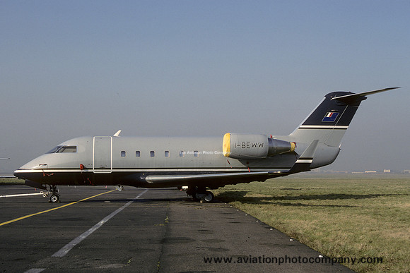 Canadair CL-601 Challenger I-BEWW (1989)