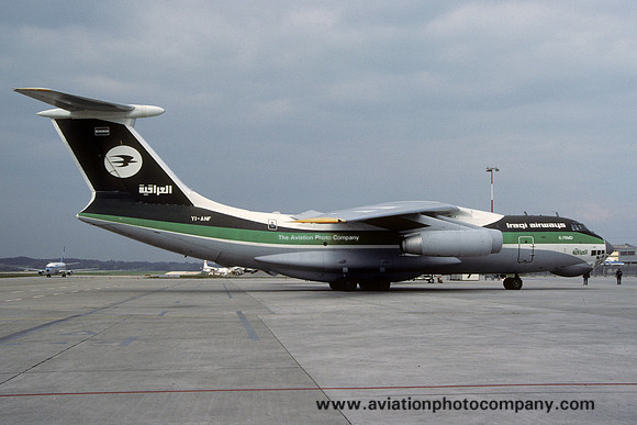 Iraqi Airways Ilyuhsin Il-76 YI-ANF (1990)
