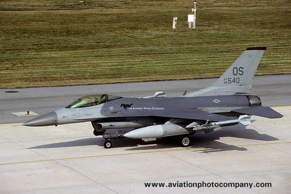 USAF 51 FW 36 FS GD F-16C 88-0540/OS (2001)