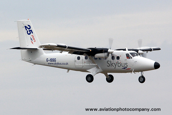 Skybus DHC-6-300 Twin Otter G-ISSG at Prestwick (2013)