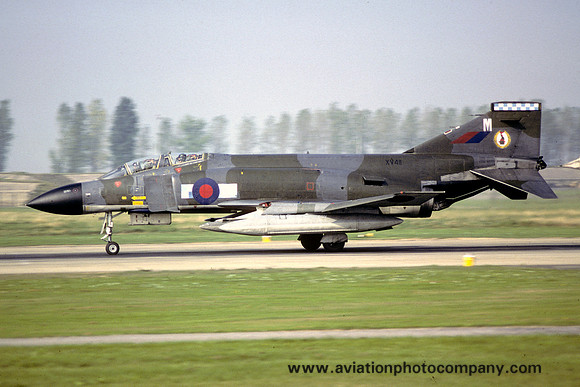 RAF 19 Squadron McDonnell F-4M Phantom FGR.2 XV411/M at RAF Wildenrath (1982)