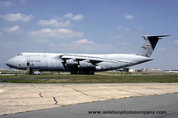 USAF AFRC 433 AW Lockheed C-5A Galaxy 69-0007 at Frankfurt Rhein Main (1998)