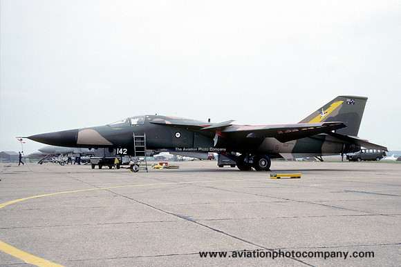 RAAF 1 Squadron GD F-111C A8-142 (1990)