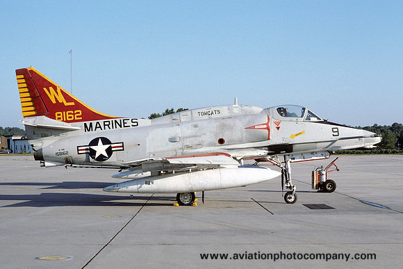 USMC VMA-311 Douglas A-4M 158162/WL-9 (1975)
