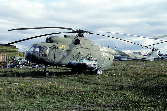 Russian Air Force Mil Mi-8 38 yellow (1993)