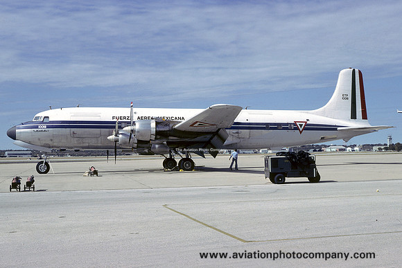 Mexican Air Force Douglas DC-6A 10018 (1979)