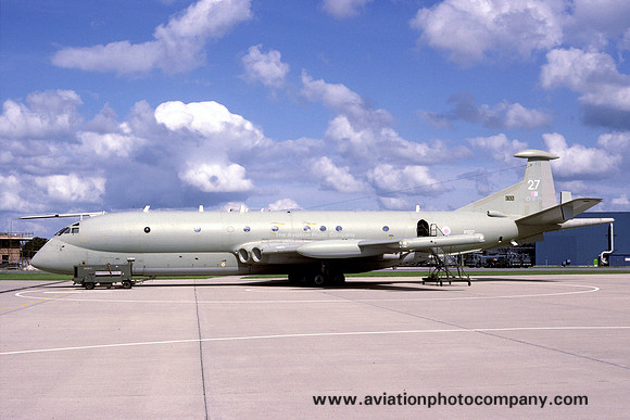RAF 120 Squadron HS Nimrod MR.2P XV227 (1992)