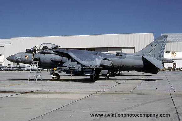 USMC VMA-223 McDonnell Douglas AV-8B+ Harrier 165357/WP-03 (2001)