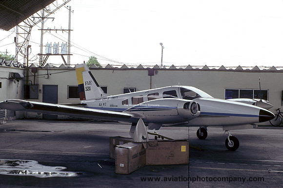 Ecuadorian Air Force COMAC Piper PA-34 Seneca FAE-524 (2005)