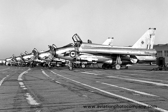 RAF 111 Squadron English Electric Lightning T.5 XS450/T (1967)