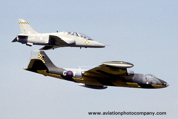 RAF 100 Squadron Hawker Siddley Hawk and English Electric Canberra (1991)
