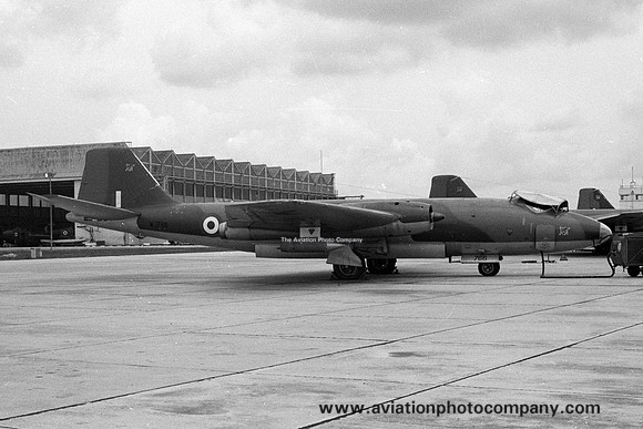 RAF 45 Squadron English Electric Canberra B.15 WJ766 at RAF Tengah (1966)