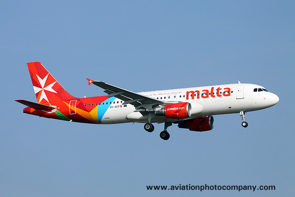 Air Malta Airbus A320-200 9H-AEP at London Heathrow (2013)