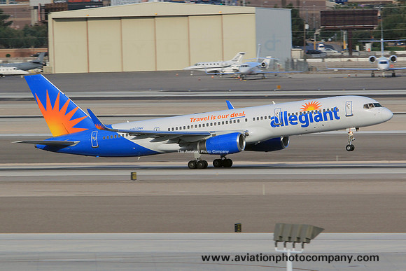 Allegiant Air Boeing 757-200 N903NV at Las Vegas IAP (2014)