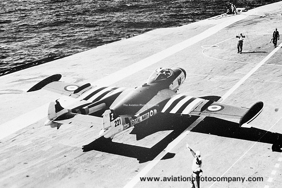 Royal Navy 809 Squadron De Havilland Sea Venom FAW.21 XG677 on board HMS Albion (1956)